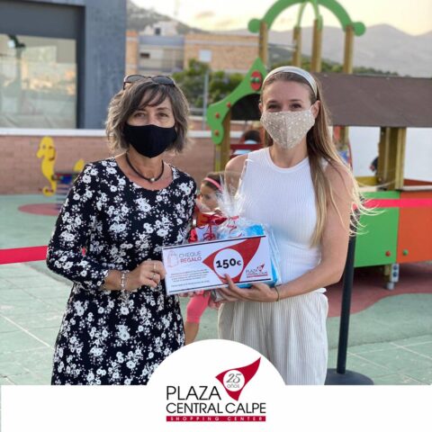 ¡La ganadora del TriviPlaza ya tiene su premio!