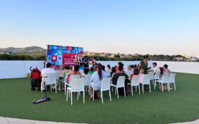 ð©✨ð® ¡El pasado sábado 29 de julio, el Centro Comercial Plaza Central Calpe se transformó en un mundo lleno de magia y encanto!