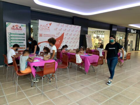 El taller de magia que ilusionó a los más jóvenes.